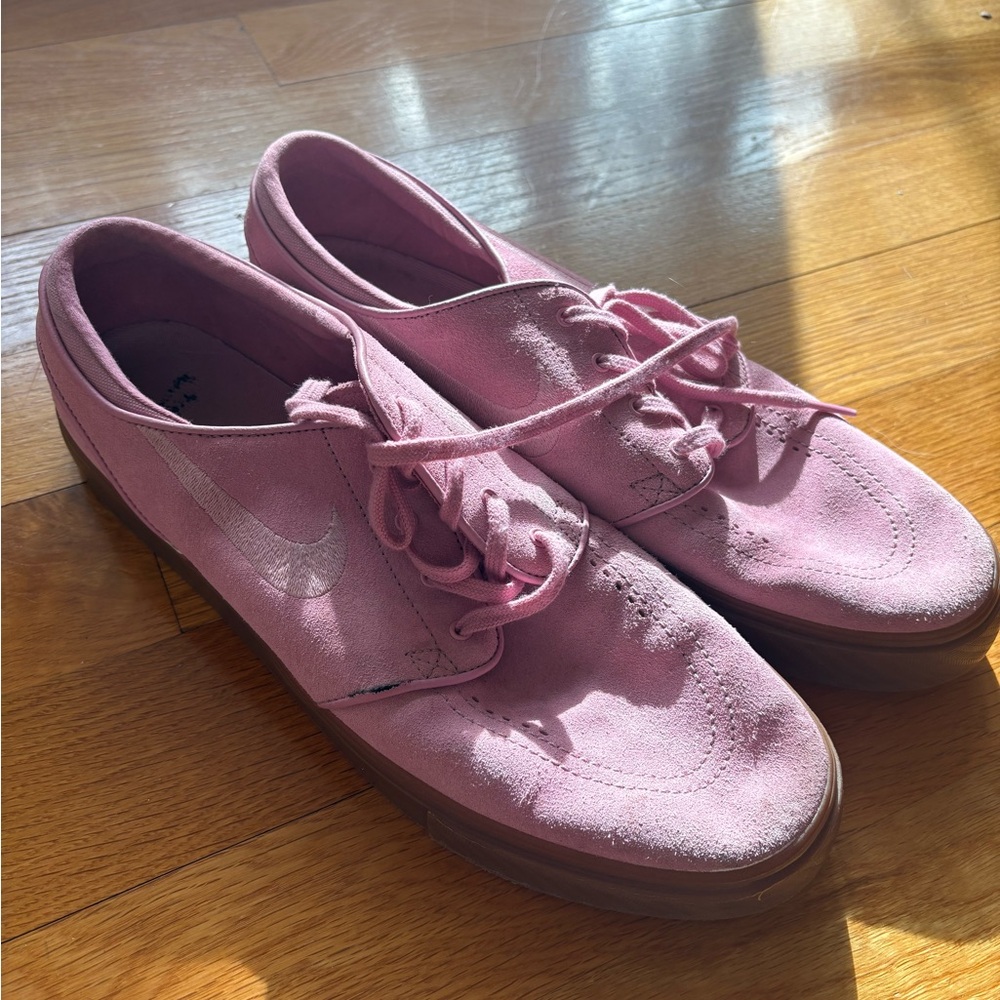 Nike Men’s Size 12 Rose Skateboard Sneakers